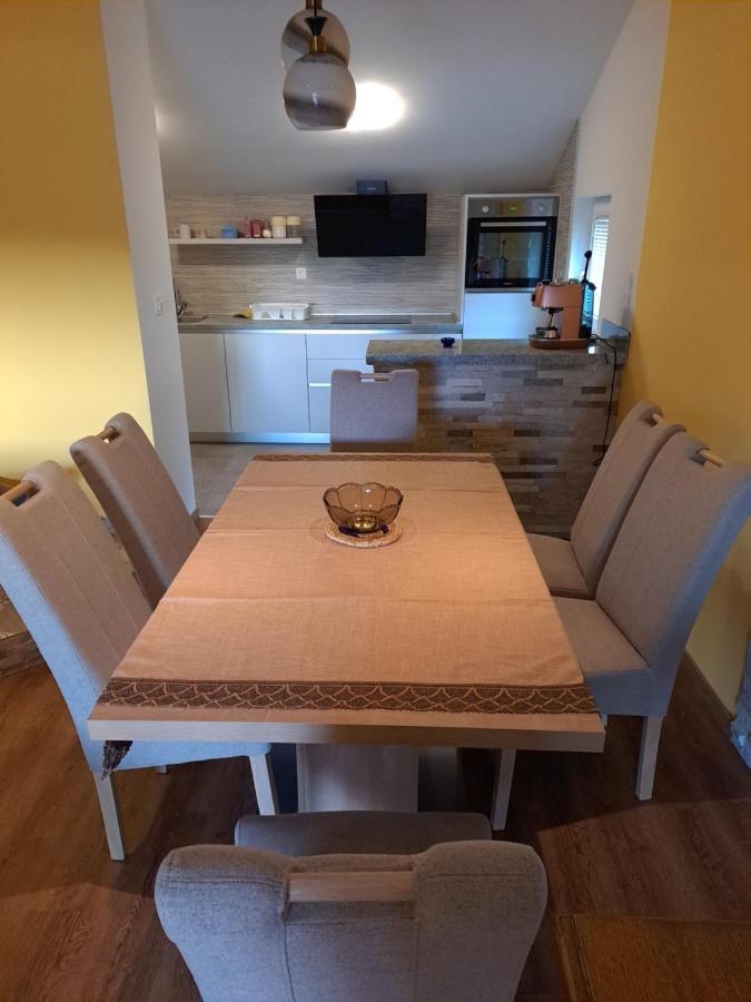 Apartman Vidas Palit Luaran gambar