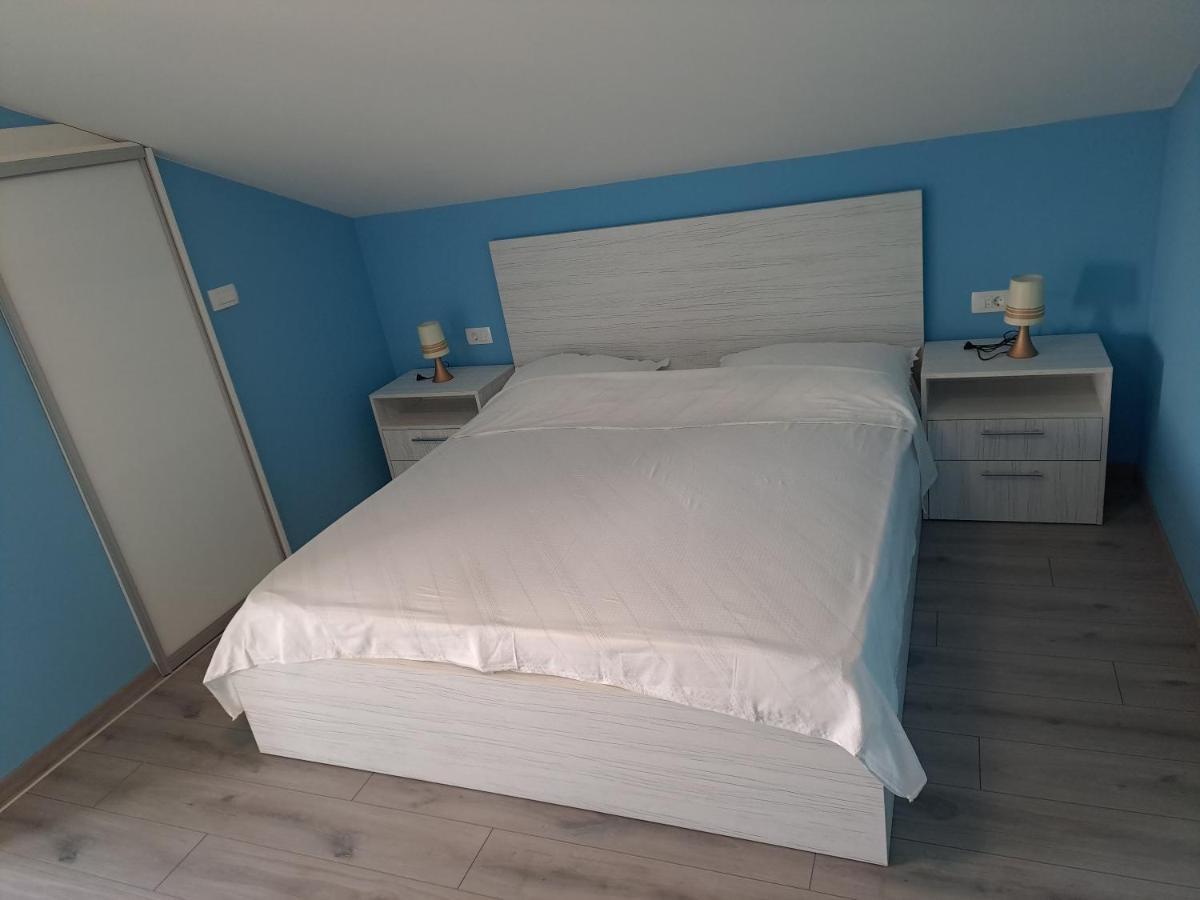 Apartman Vidas Palit Luaran gambar