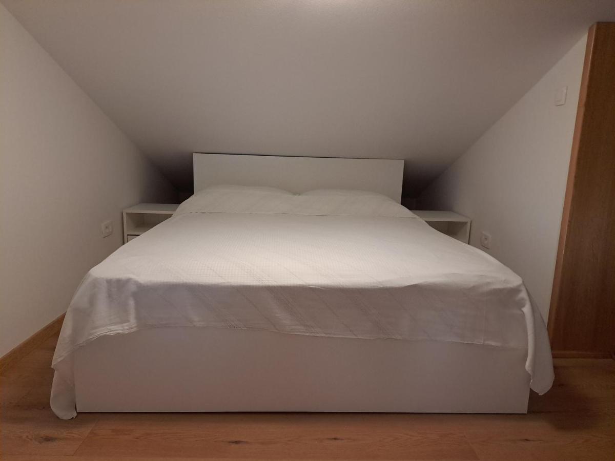 Apartman Vidas Palit Luaran gambar