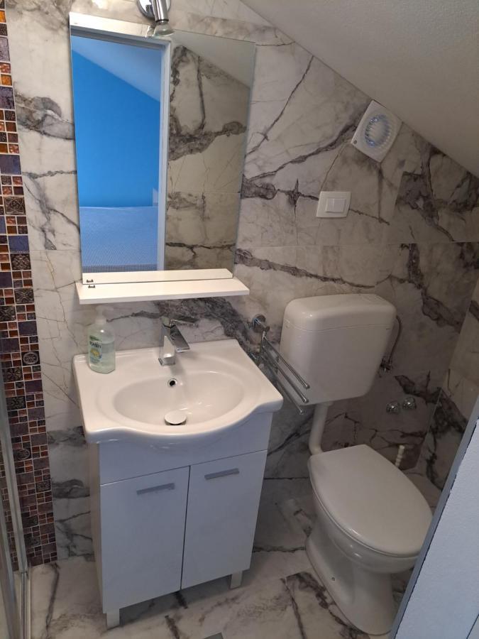 Apartman Vidas Palit Luaran gambar